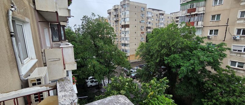 Oltenitei, Pict. Dumitrescu, 10 min metrou, parc, centrala termica, an 1985